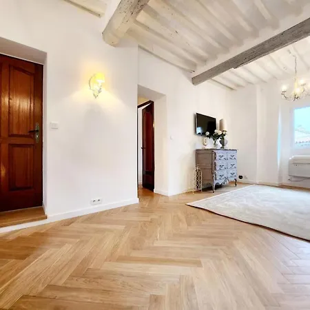 公寓 La Tour Antiboise - Dans Le Vieil 昂蒂布