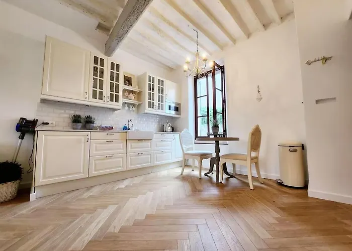 公寓 La Tour Antiboise - Dans Le Vieil