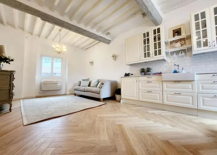 La Tour Antiboise - Dans Le Vieil 公寓