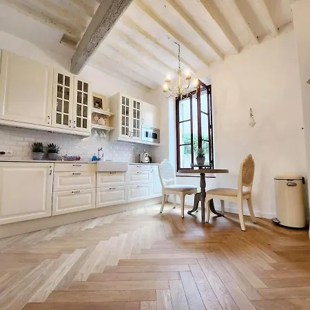 Apartamento La Tour Antiboise - Dans Le Vieil
